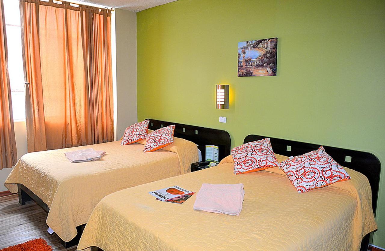 Hostal Terra 3 - Base Aerea Quito Exterior foto