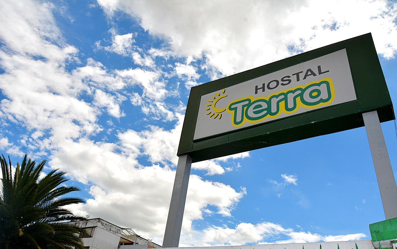 Hostal Terra 3 - Base Aerea Quito Exterior foto
